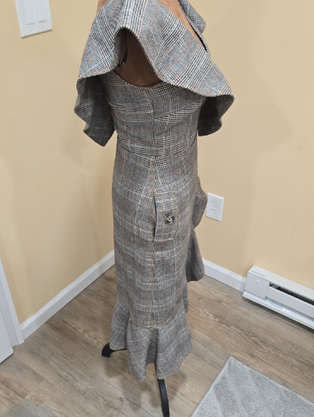 NWT! Self-Portrait Gray Plaid Ruffle Midi Dress - Picture 4 of 11